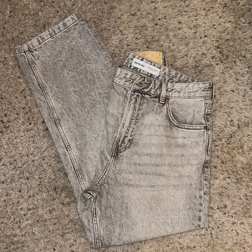 Bershka Light Gray Washed Straight Jeans